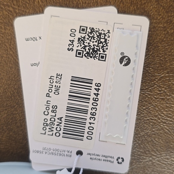 NWT Lululemon Logo Coin Pouch in Ocean Air Blue (OCNA) - Picture 3 of 5